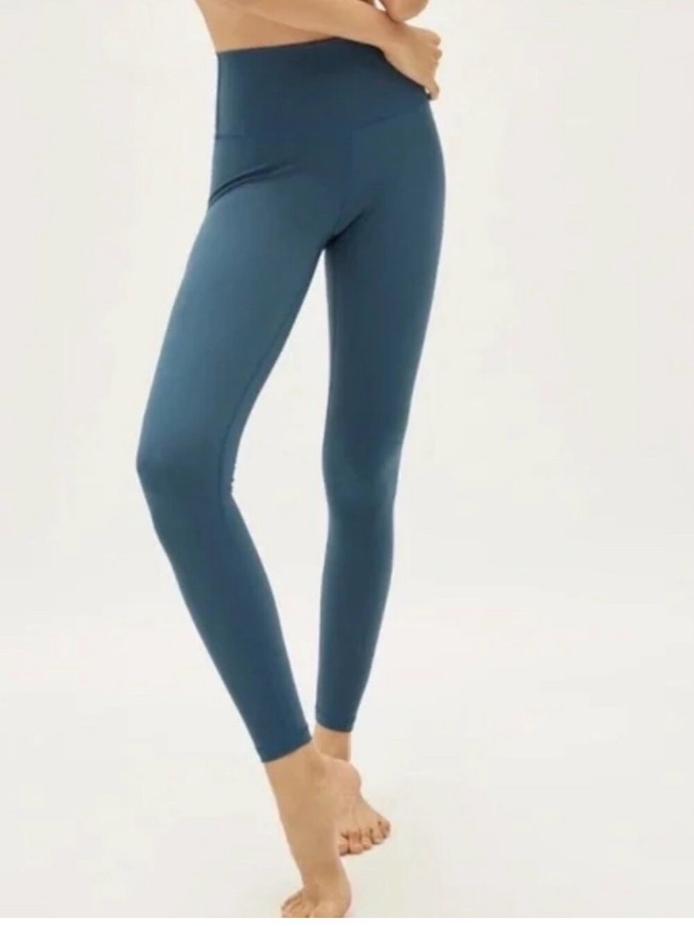 Everlane Perform Leggings Blue Medium Yoga Pilates